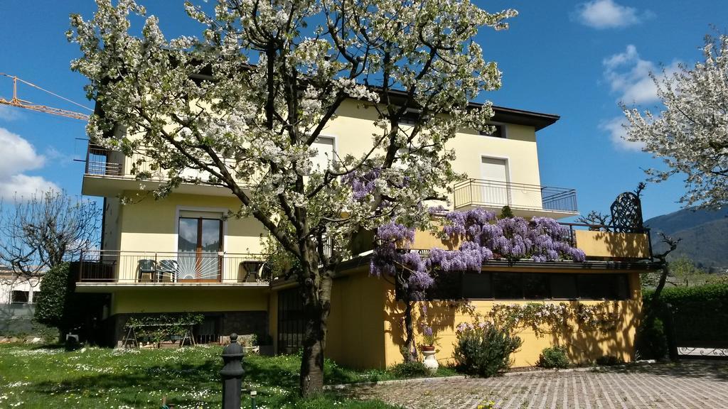Casa Ferrari Monica Apartment Calceranica al Lago Exterior foto